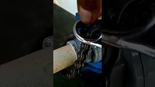 easy trick to open large bolts #feedshorts #shortvideo #shorts #tipsandtricks #diy