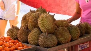 Buying and Eating a Ripe Durian | Durio Zibethinus | HD Video