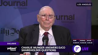 Charlie Munger about executive compensation (DJCO 2022)
