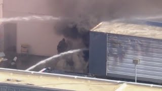 2 LA County deputies hurt in fire at Castaic detention center