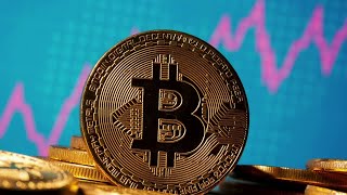Bitcoin trades near Sunday record
