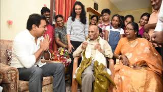 KTR surprises a freedom fighter on his birthday