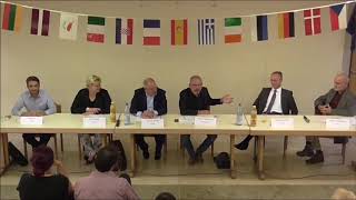 Podiumsdiskussion - Braucht   Hessen   mehr    oder  weniger  Europa?