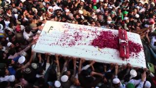 Ghazi Mumtaz Qadri Shaheed k Jnaza k ashkbaar or   (Muhammad Raza SaQib Mustafai )