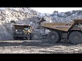 liebherr r9350 loading caterpillar 777f