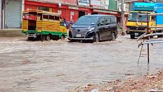 একটু বৃষ্টিতে ঢাকার একি অবস্থা