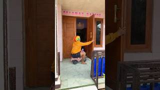 Pintu kok bisa ketawa || #shorts #comedy #kocak #funny #ngakak #lucu #youtubeshorts #ngeshortsdulu