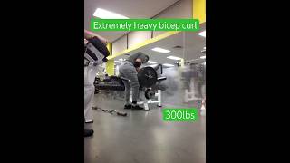 Extremely heavy bicep Curl #biceps #strongman #bodybuilding #bicepsworkout