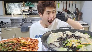 꽃돼지 왕만두국 파김치 배추겉절이 3분오뚜기 짜장밥 한식먹방 Kim chi[korean food]mukbang Eating show 吃播