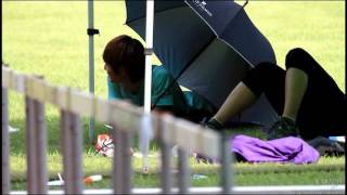 [LONGER FANCAM] 110827 Cuteness Overload Onew nonstop spinning \u0026 playing w/ his umbrella  @ ISC