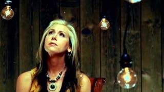 Gwen Smith - Uncluttered