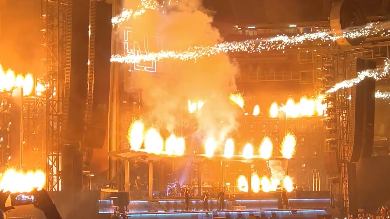 Rammstein - "Du Hast" (Live At Gillette Stadium, Sept. 9, 2022) - YouTube