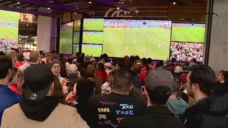 US fans pack McGregor Square bar for World Cup
