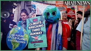 Climate-change protesters disrupt London rail services