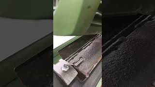 Sharpening greens mower bedknife