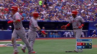 LAA@TOR: Simmons' two-run single ties the game at 3