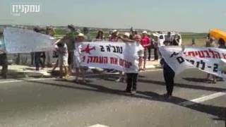 הפגנה גדולה בצומת נהלל נגד הקמת שדה תעופה בעמק