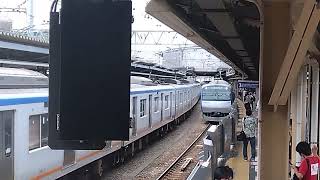 特急横浜行きかしわ台駅通過