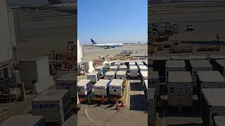 the gate at SFO #airport #united