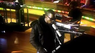 Kanye West - I Wonder (2007 Vodafone Live Performance)