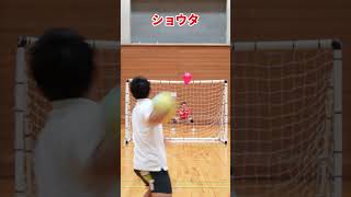 【驚愕】ドッジボール選手が無回転で風船割りをした結果あり得ない事が起きたw#スポーツ#神業#ドッジボール#全国大会#服部勝太 #日本代表主将#shorts