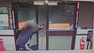 Shooting at gas station in South Loop caught on camera
