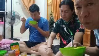 momen keseruan buka bersama anak anaku