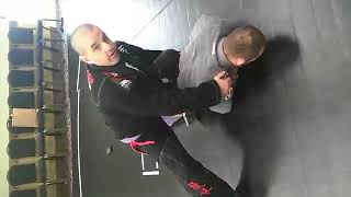 Hidden arm handuffing technique. Filmed at the BJJ Mountain Camp Seminar 2016