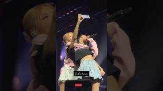 Chaesoo being goofy at the concert🤭🙈#shorts #trending #blackpink