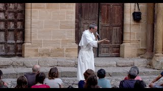 Abbatiale Sainte-Foy de Conques, avec frère Pierre-Adrien