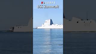 입항중인 줌월트 구축함 [ USS Zumwalt in port ]