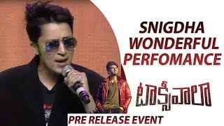 Snigdha Wonderful Live perfomance Of Maate Vinadhuga Song @Taxiwaala Pre Release Event