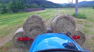 Landini Mistral 55 and round mini bales