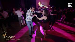 Alun Wepa \u0026 Sandrine Lisaflor - social dancing @ Cologne Salsa Congress 2019