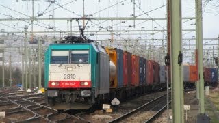 NMBS 2810 with Rheinhausen-shuttle @ Roosendaal (NL) 30-01-2013