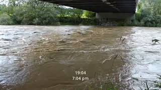 Einsetzendes Hochwasser in der Kleine Emme - 04.07.2022