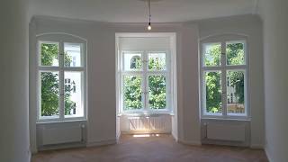 #Berlin #Charlottenburg #Stuckaltbau #4 Zimmer #Fischgrätenparkett #Balkon #GästeWC #Einbauküche