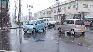 工事で信号が点滅している交差点＠宮城県岩沼市