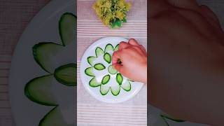 #saladcarving #cucumbercarving #vegetableart #cuttingfruit #diy #easylifehack #art #fruitcarving