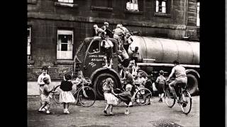 GLASVAGAS ICE CREAM VAN GLASGOW