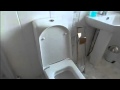 Saving water in hotels - low flow toilets (English)