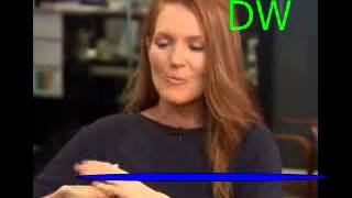 Scandal co-star Darby Stanchfield refuses to hug