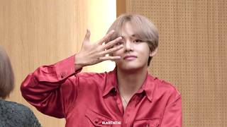 170922 방탄소년단 알라딘 팬사인회 BTS V - 태형이는 손도 잘생겼지♥︎