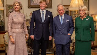 Koning Willem-Alexander en koningin Máxima op de thee bij Charles en Camilla