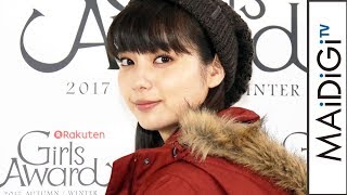 新川優愛、今年のハロウィーン仮装は歯みがき粉？　理由は「可愛いから」　「ガールズアワードA／W」インタビュー