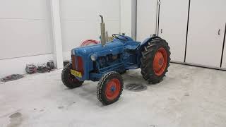 Fordson Dexta esittelyvideo