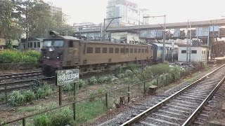 What a Race !! Mumbai Local Train Slow EMU vs Nandigram Express with KYN WCAM2P : Indian Railways