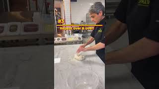 3 easy steps to knead pizza dough by hand 🤲🏻