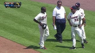 MIA@ATL: J. Upton leaves injured, replaced by B.J.