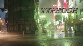 TOKYO. #台風24号 Super Typhoon No.24 Trami 2018 at Shinjuku. #4K #歌舞伎町